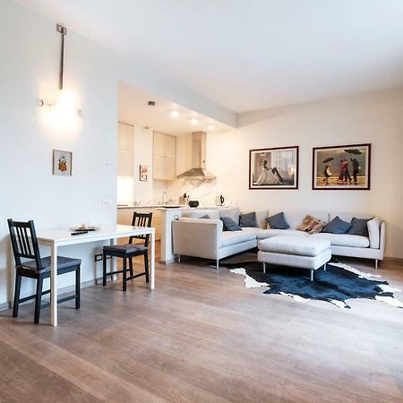Santo Stefano Luxury Apartment ميلان المظهر الخارجي الصورة