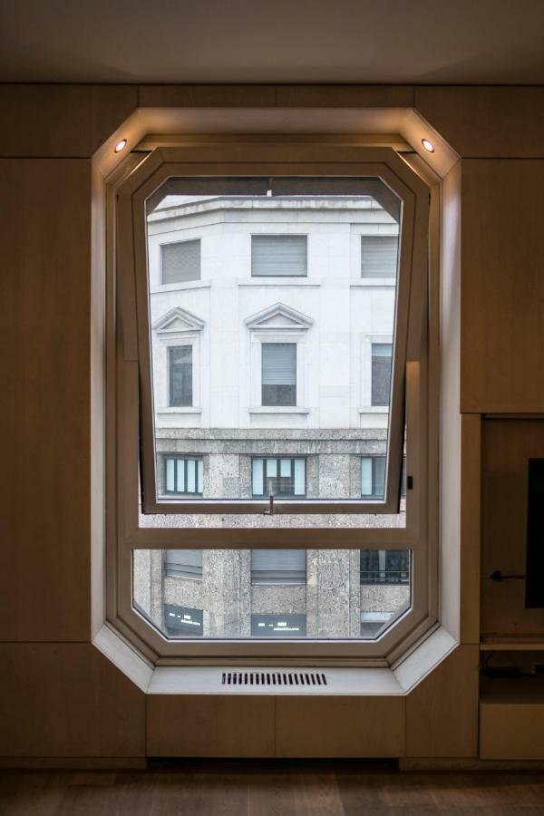 Santo Stefano Luxury Apartment ميلان المظهر الخارجي الصورة