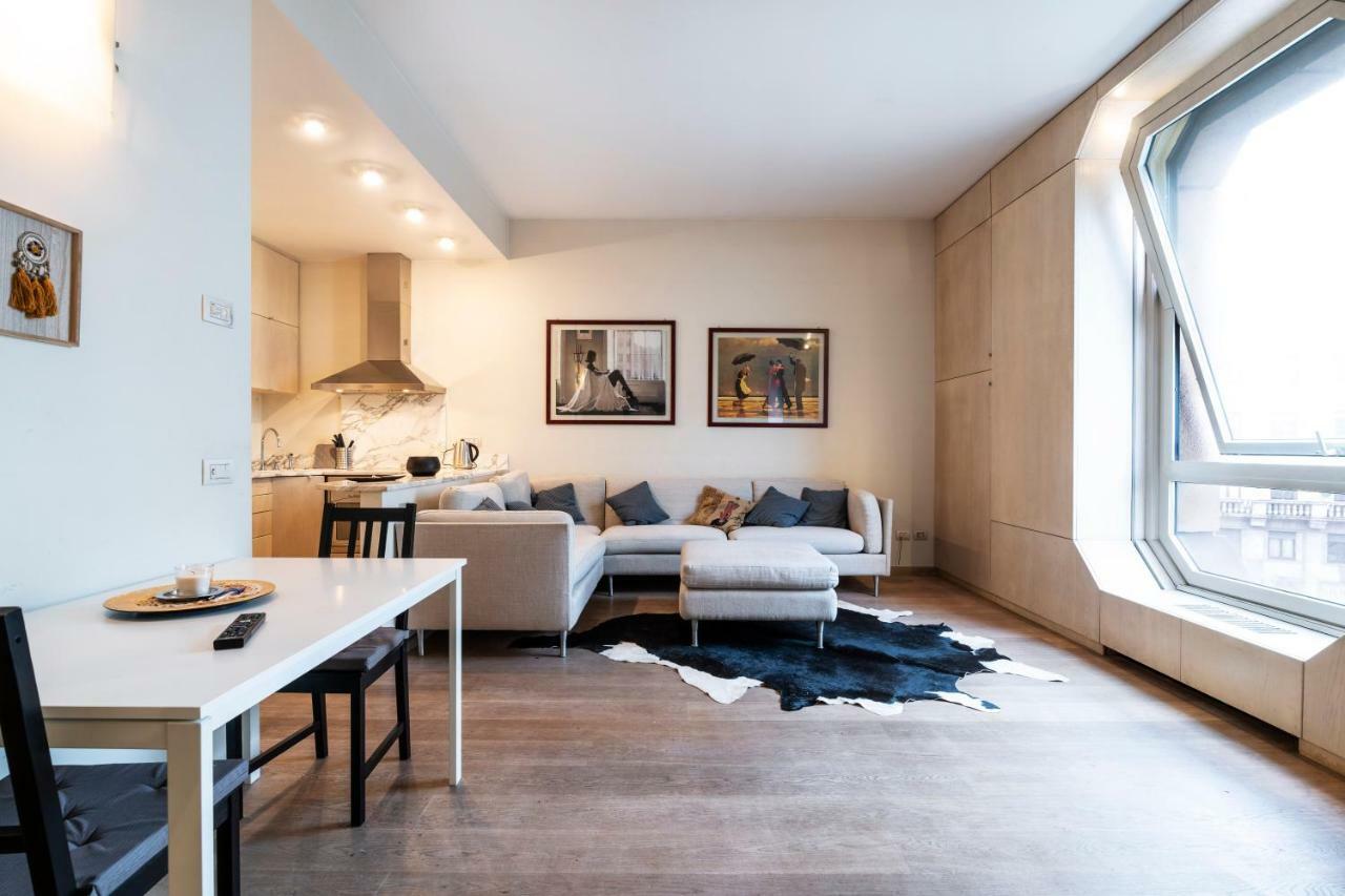 Santo Stefano Luxury Apartment ميلان المظهر الخارجي الصورة