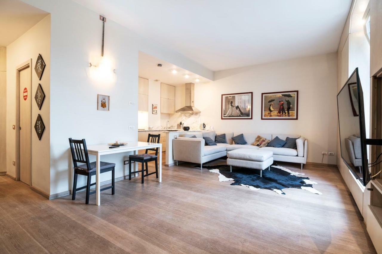 Santo Stefano Luxury Apartment ميلان المظهر الخارجي الصورة