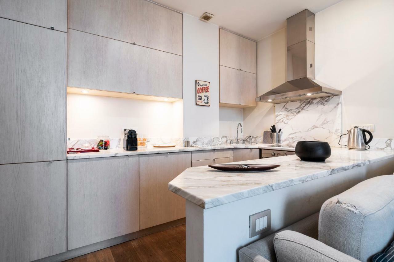 Santo Stefano Luxury Apartment ميلان المظهر الخارجي الصورة