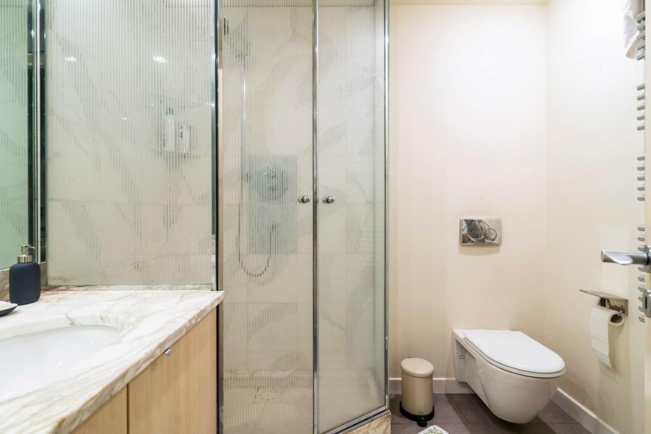 Santo Stefano Luxury Apartment ميلان المظهر الخارجي الصورة
